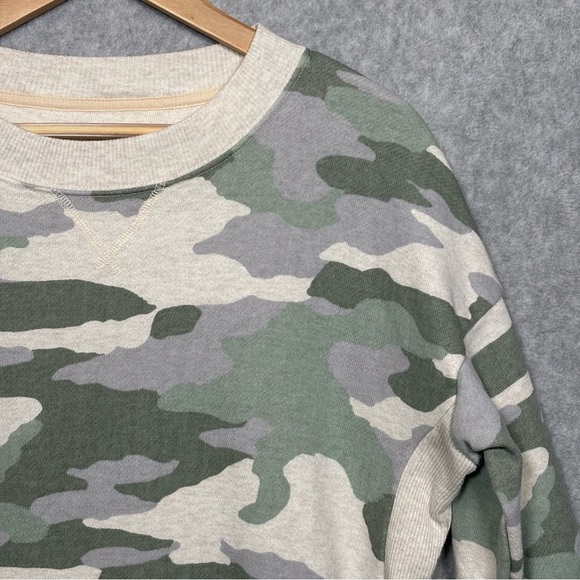 Aerie Camo Crewneck Pullover Sweatshirt Side Slits-Green/Cream-Women Size Small - Picture 2 of 8